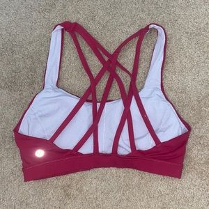 Lululemon sports bra